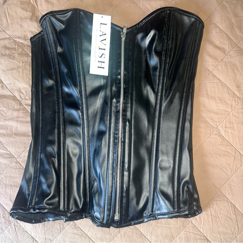 Leather bundle - Picture 2 of 8